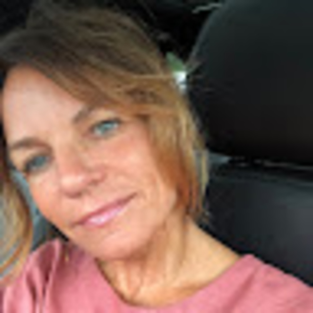 Meet your Posher, Julie